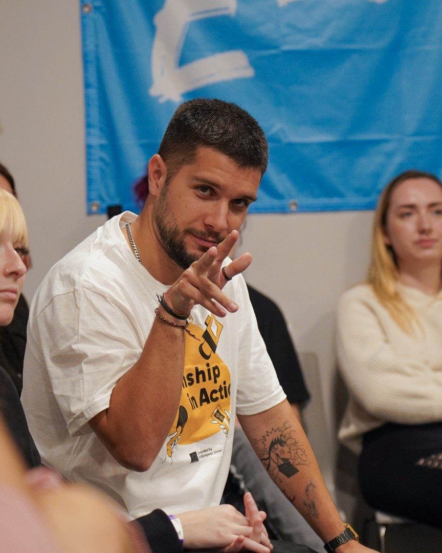 Active Citizenship Through Photography