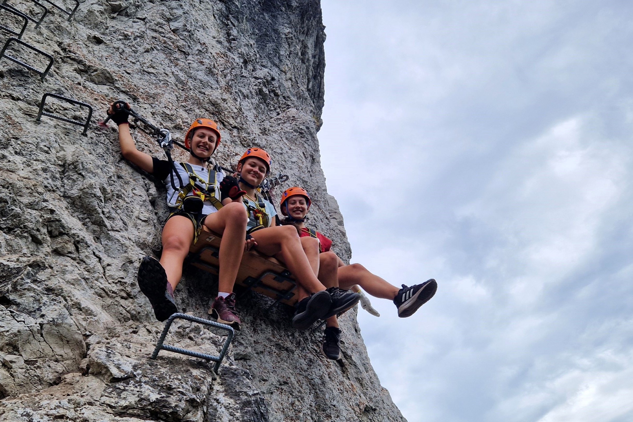 OH2 E23 SK VF Dve Veze II