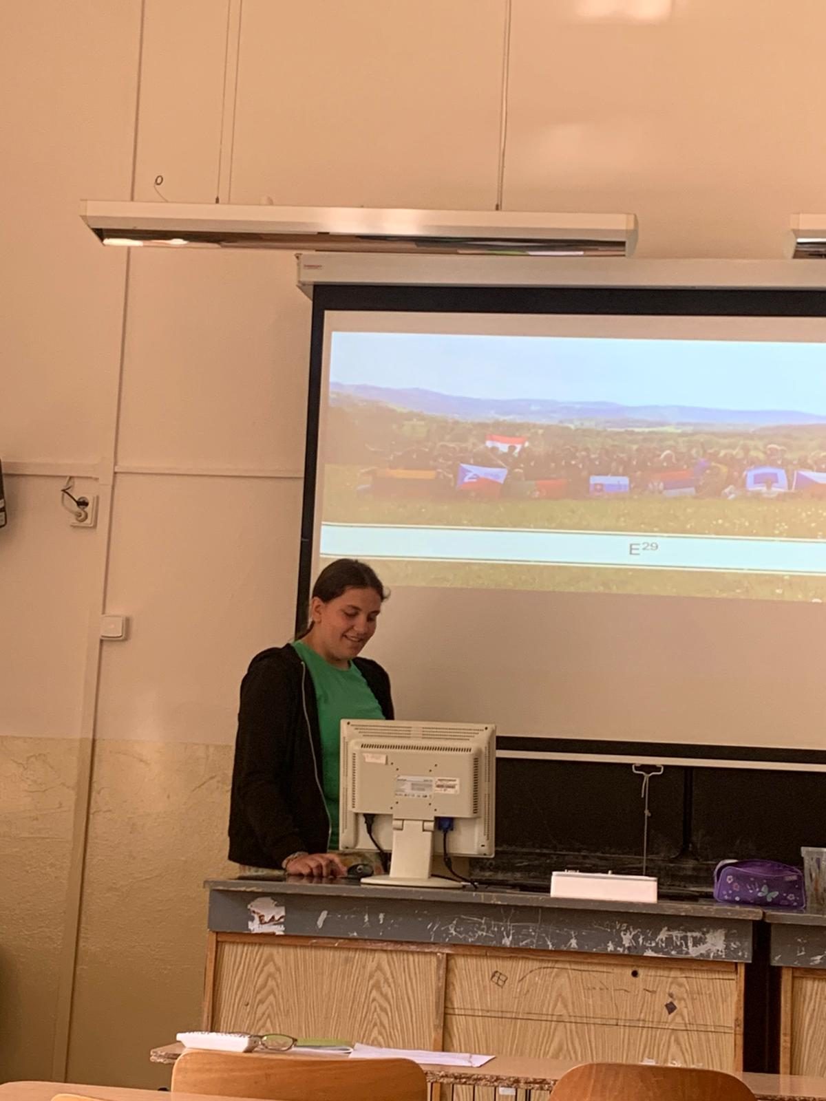 FFF CZ Gymnazium E Benese