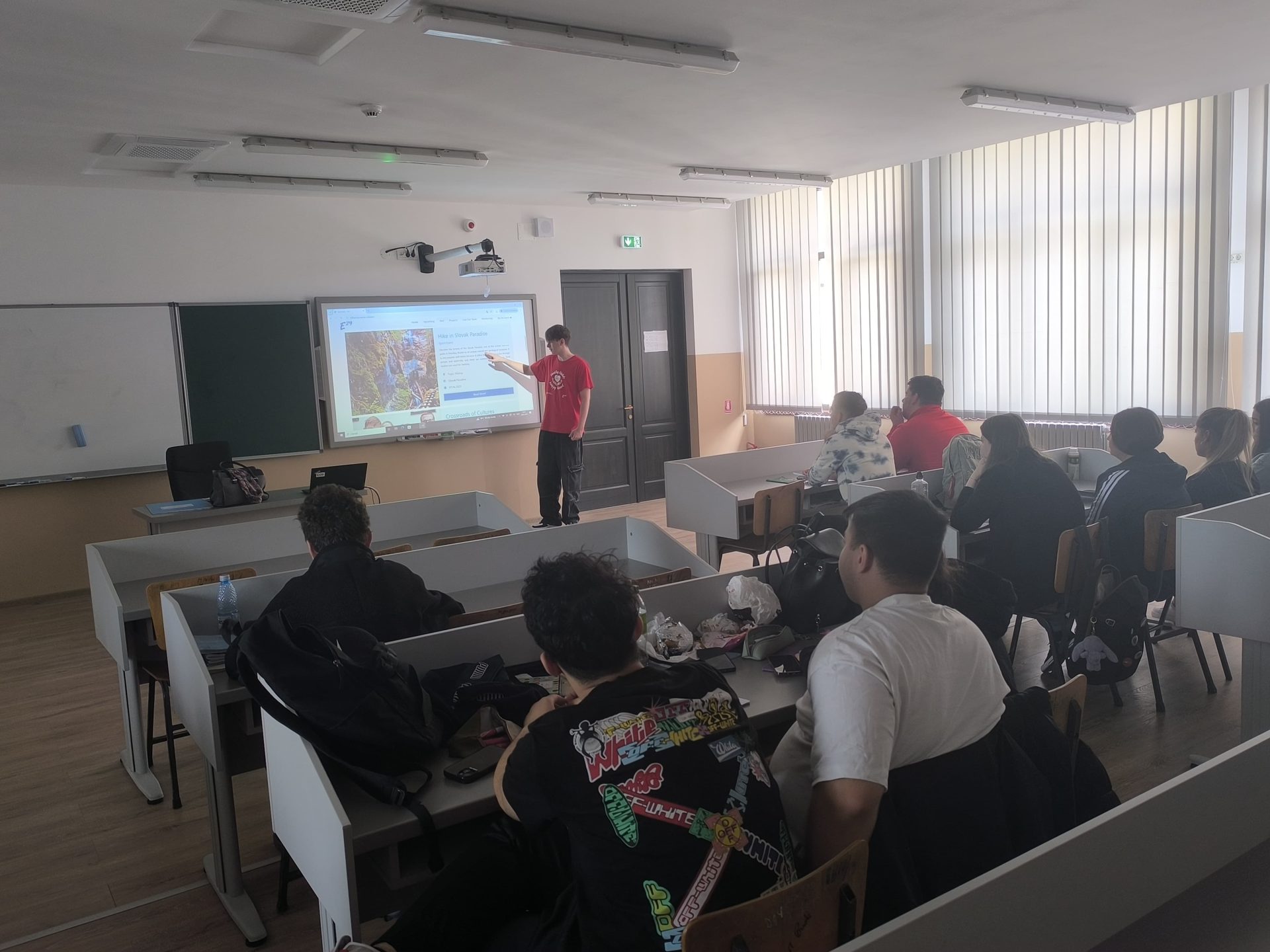 HHHH RO Colegiul Tehnic Armand Calinescu Pitesti