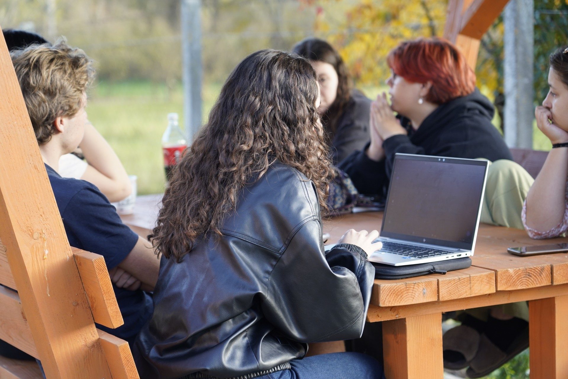 Blooming Connections ACC0344