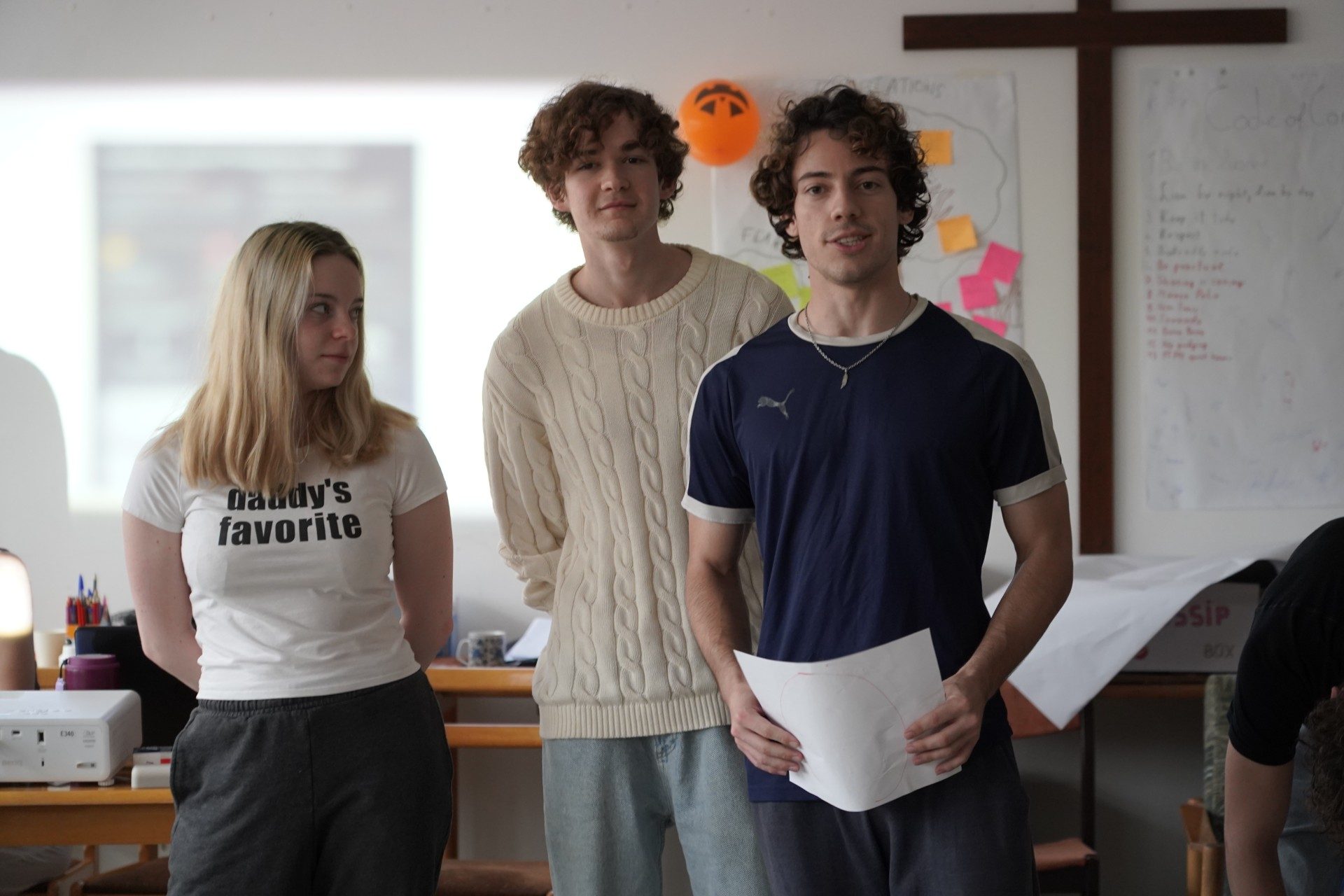 Blooming Connections ACC2310