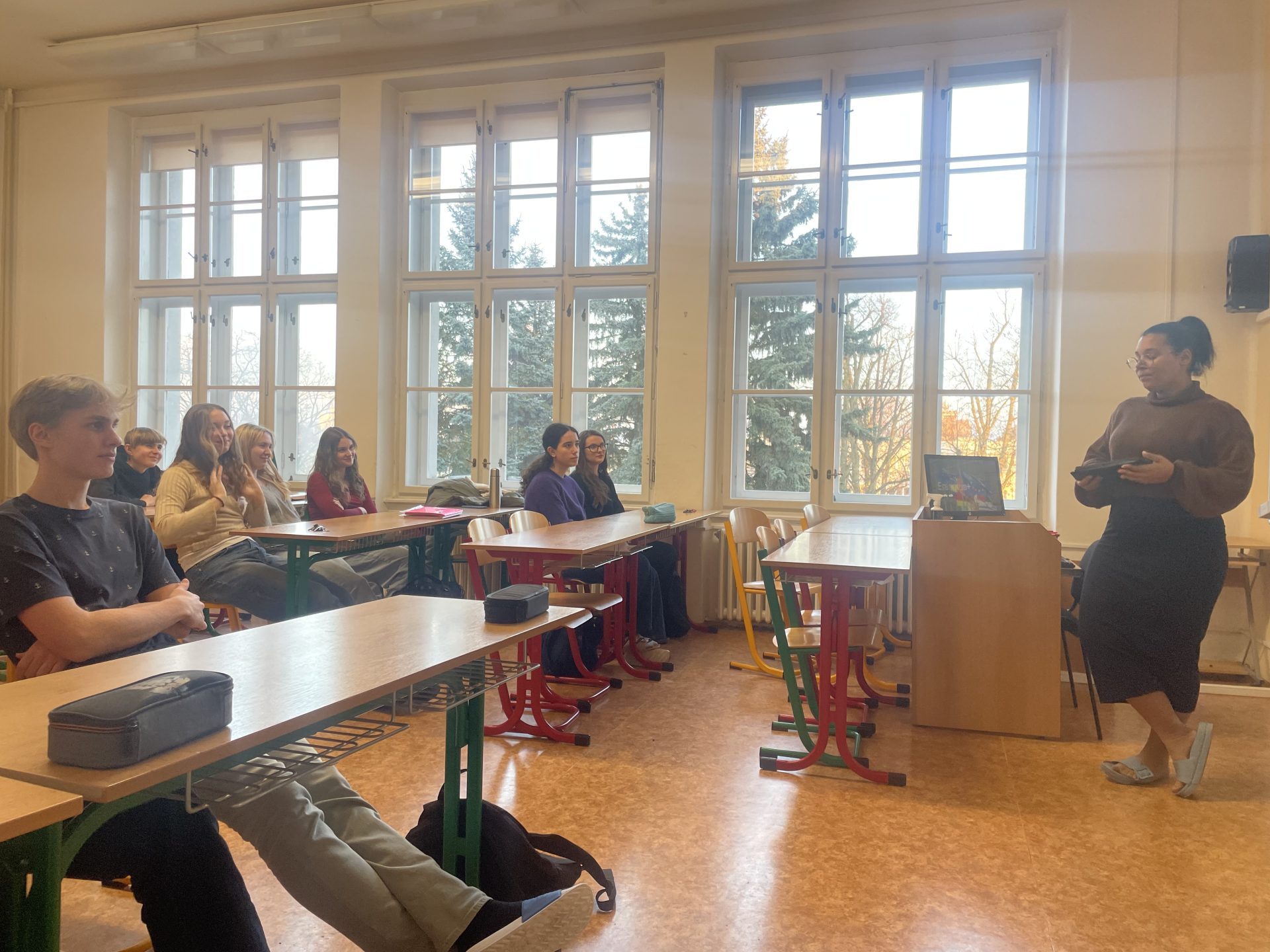 CZ School Anna Hronova