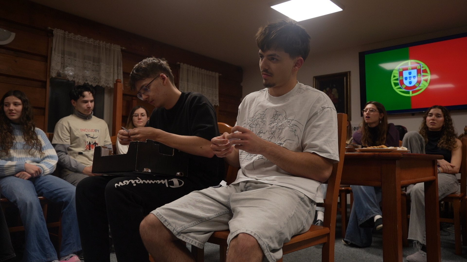 A participant reading a Secret Friend note