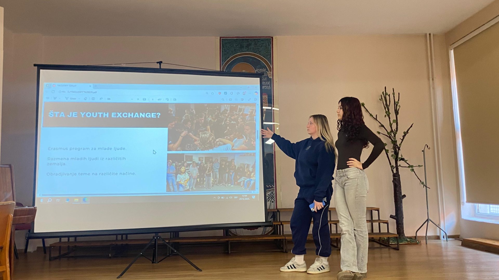 RS XII Beogradska Gimnazija Teodora Sovilj