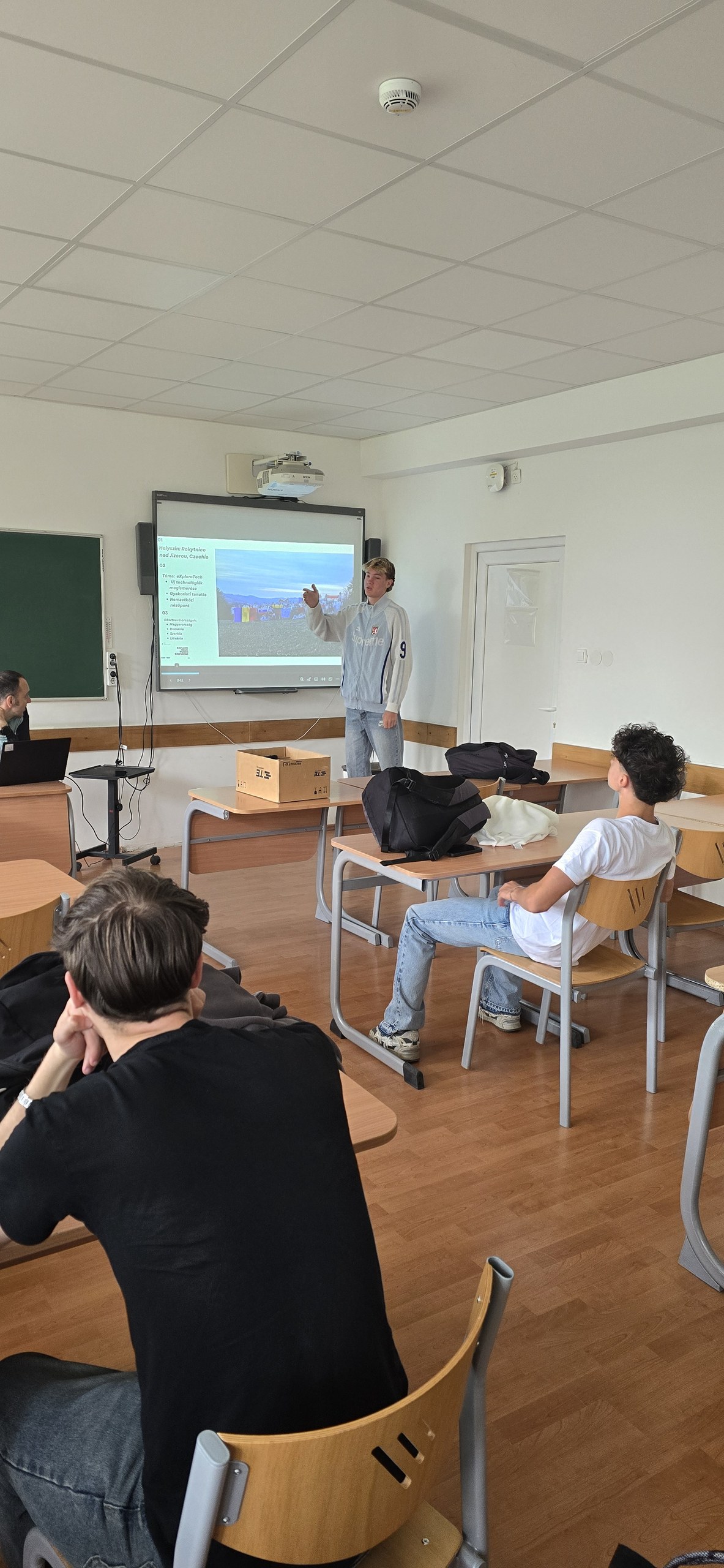 eXploreTech - Geza Fejedelem Vocational High School - DEOR
