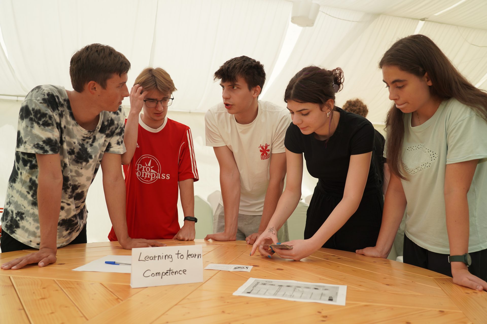 25EX IR A3 Young Entrepreneursin Action