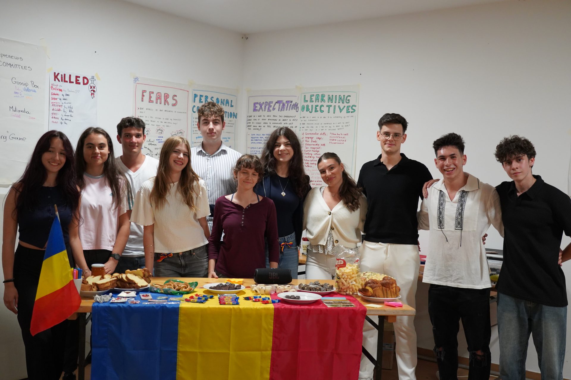 25EX IR A3 Young Entrepreneursin Action