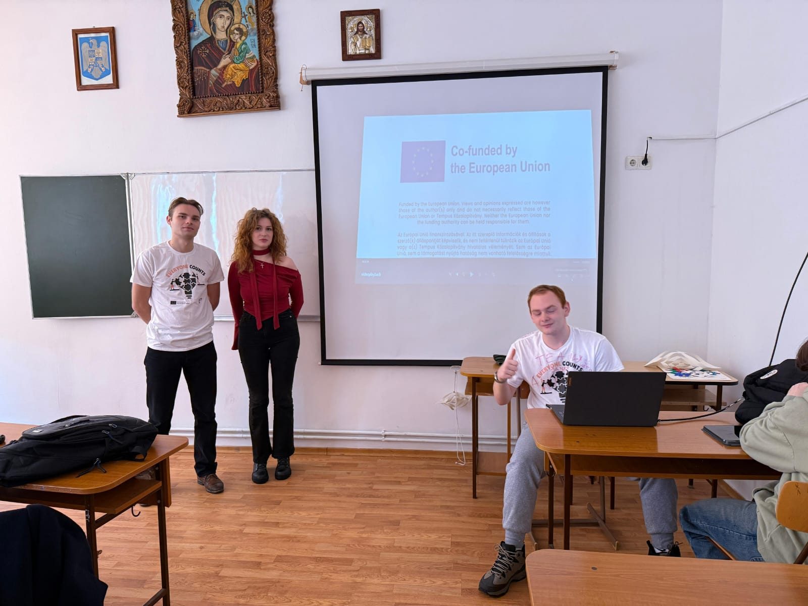 RO Liceul Teoretic Octavian Codru Taslauanu Roxana Pascan1