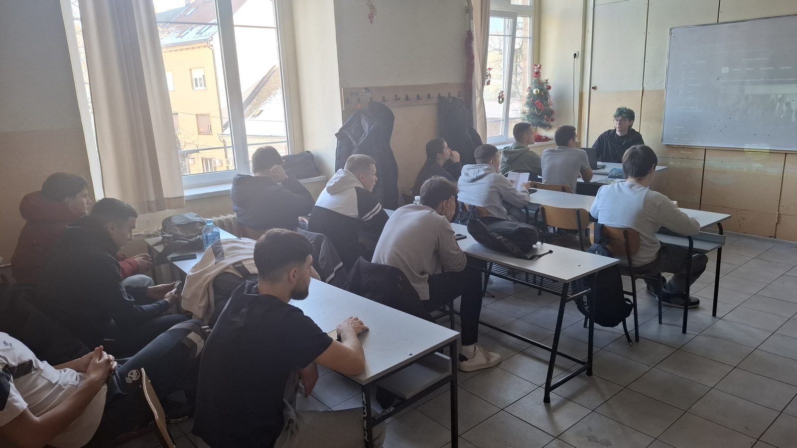 RS ETS Nikola Tesla Lazar Ristovski1