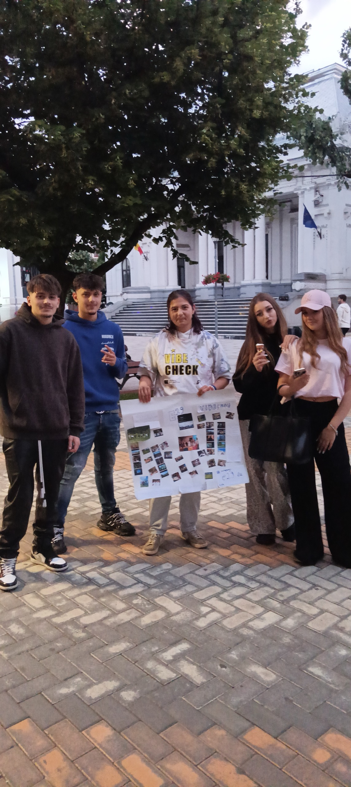 Vibe Check - Pitești City Center - DEOR