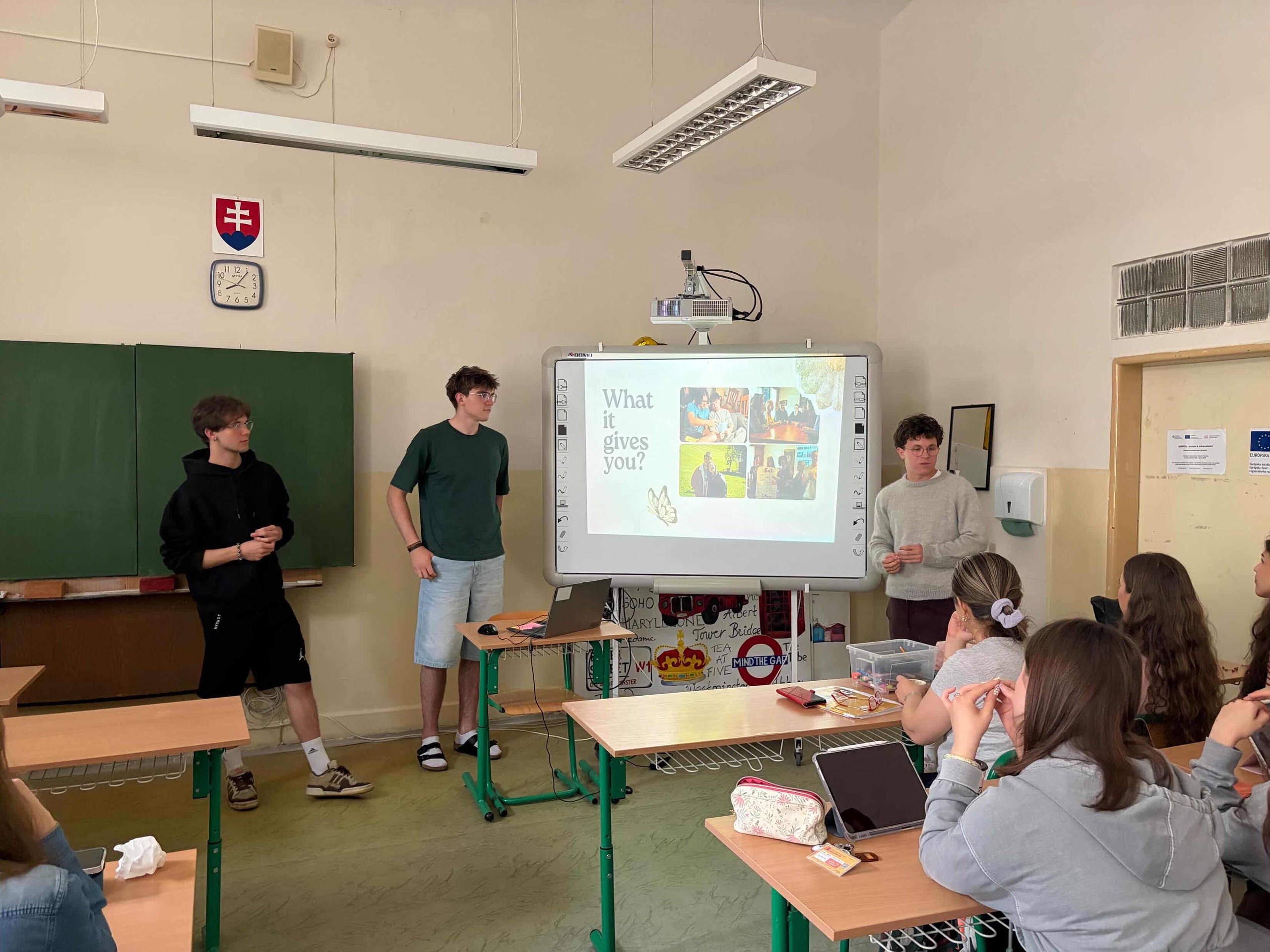 Vibe Check - School - DEOR
