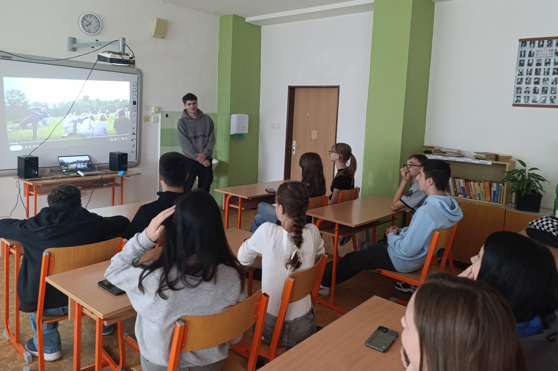 SK Gymnazium Gimnazium Kralovsky Chlmec Kristof Kormondi