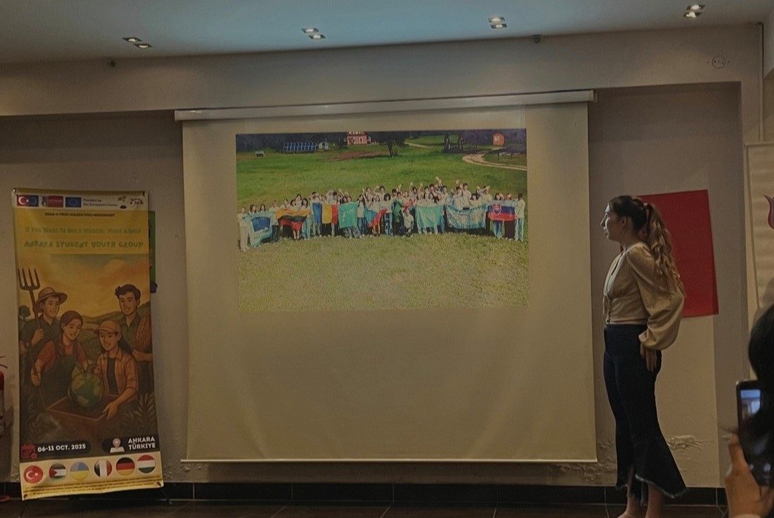 TR Hostel Eszter Sukola