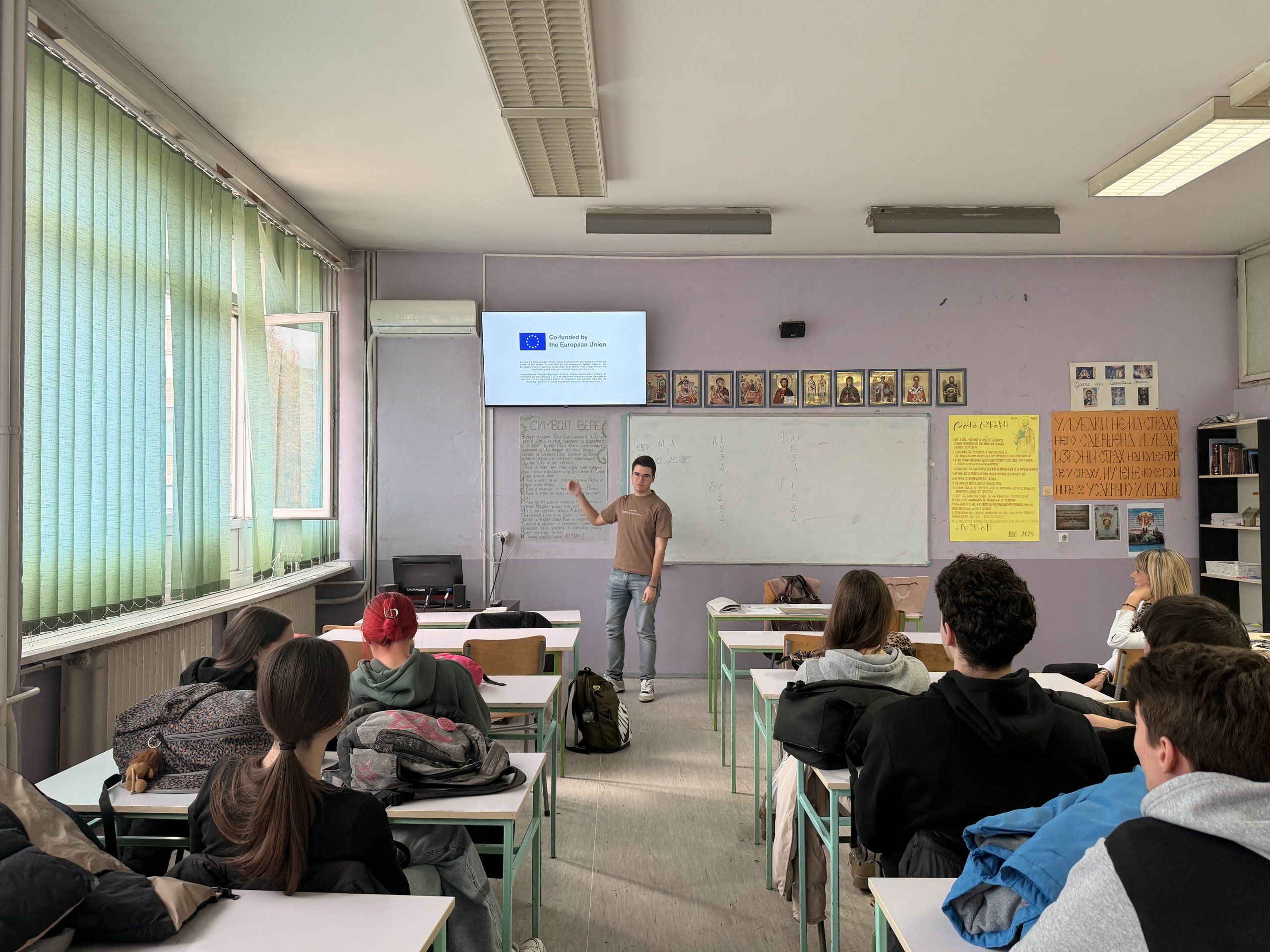 Plugged In dissemination, Loznica