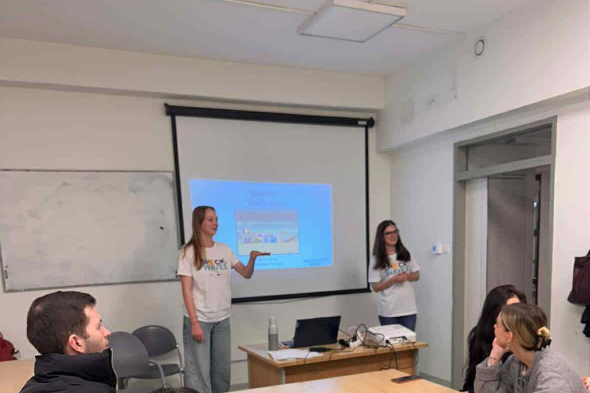 HU Eotvos Lorand Tudomanyegyetem Anna Csirik